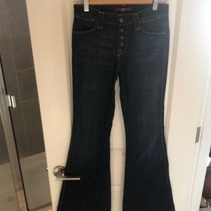 7 for all mankind button front wide leg jeans. Dark wash. Size 24.